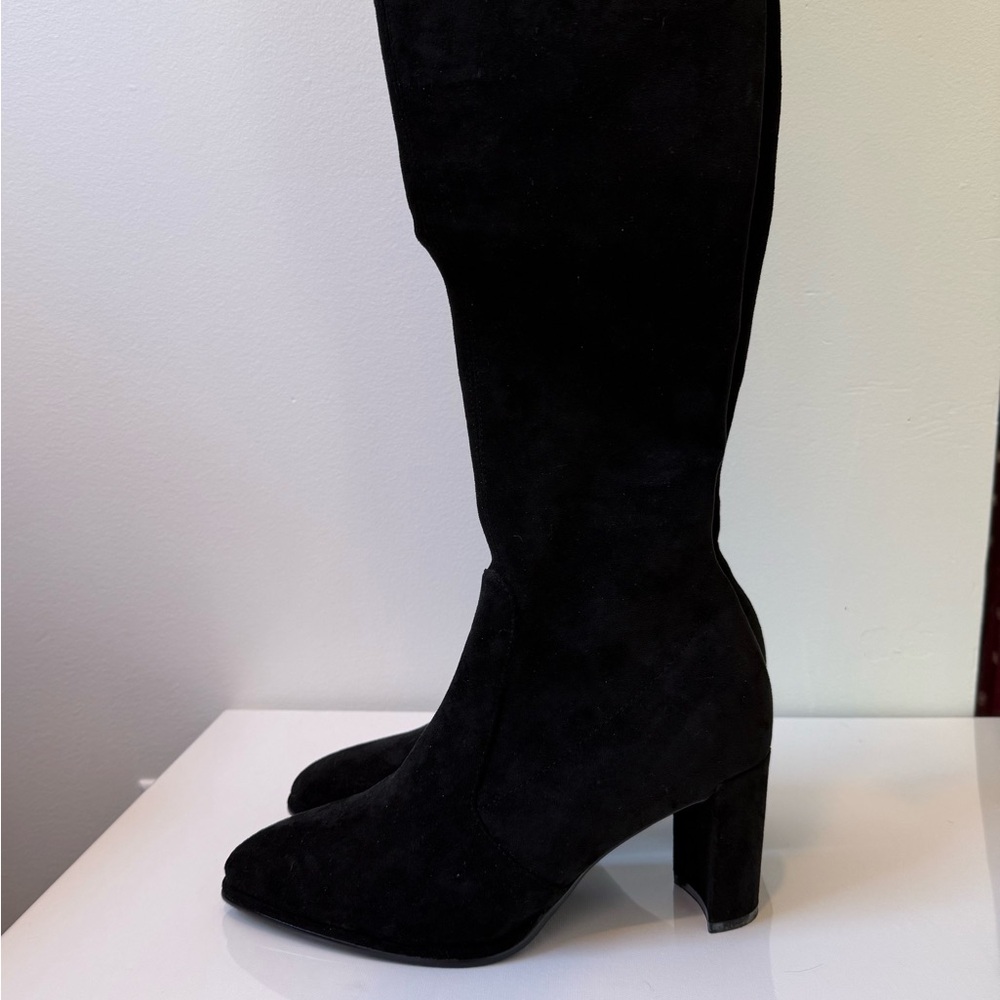 NWOT STUART WEITZMAN Black Stretch Suede Highland Over The Knee Heeled Boot 40 - Picture 9 of 15